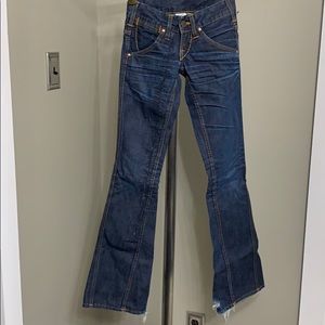 True Religion destroyed Jeans